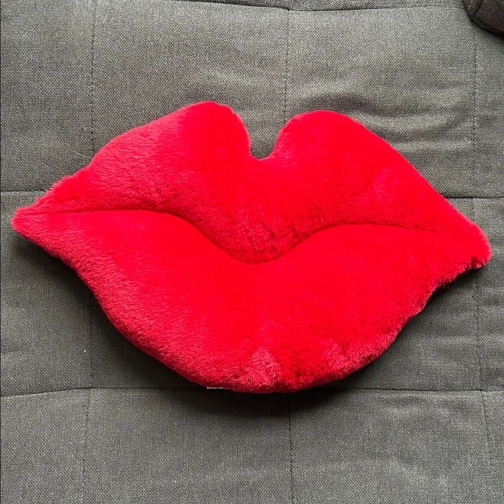 NWOT Plush Lip Shaped Pillow from Room Essentials | Lip Pillow | Accent Pillows